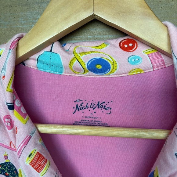 Nick & Nora Sewing Print Pajamas Pink Stretch Lounge Womens S - Picture 3 of 9
